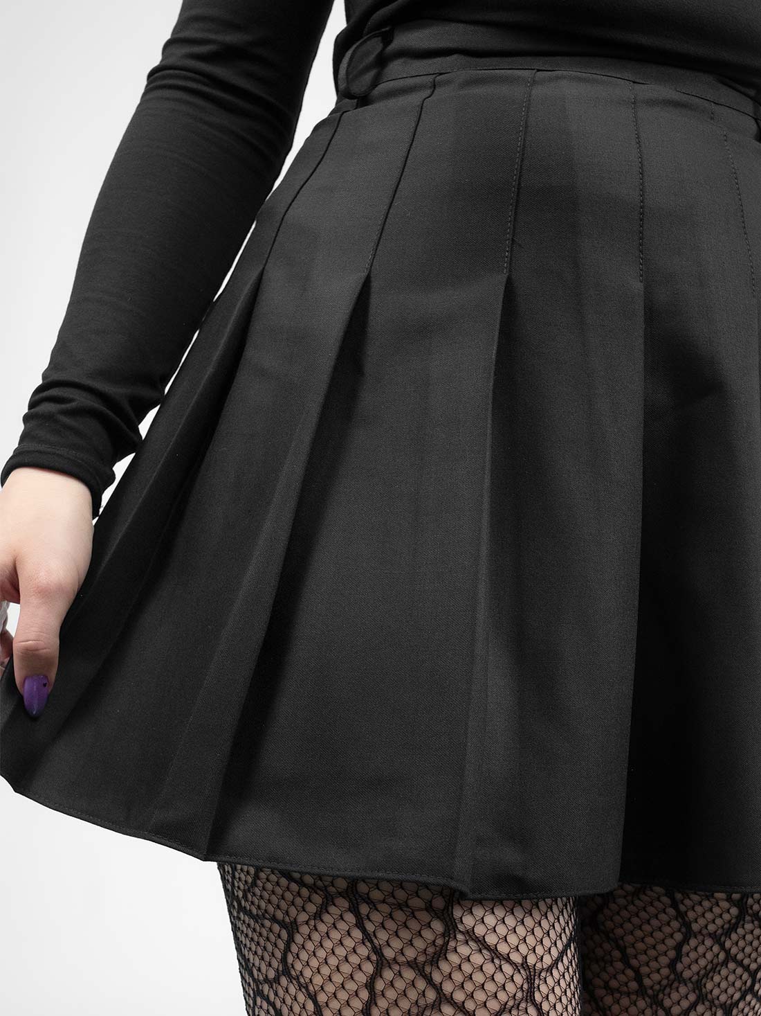 Czarna tennis skirt ze szlufkami - Image 13