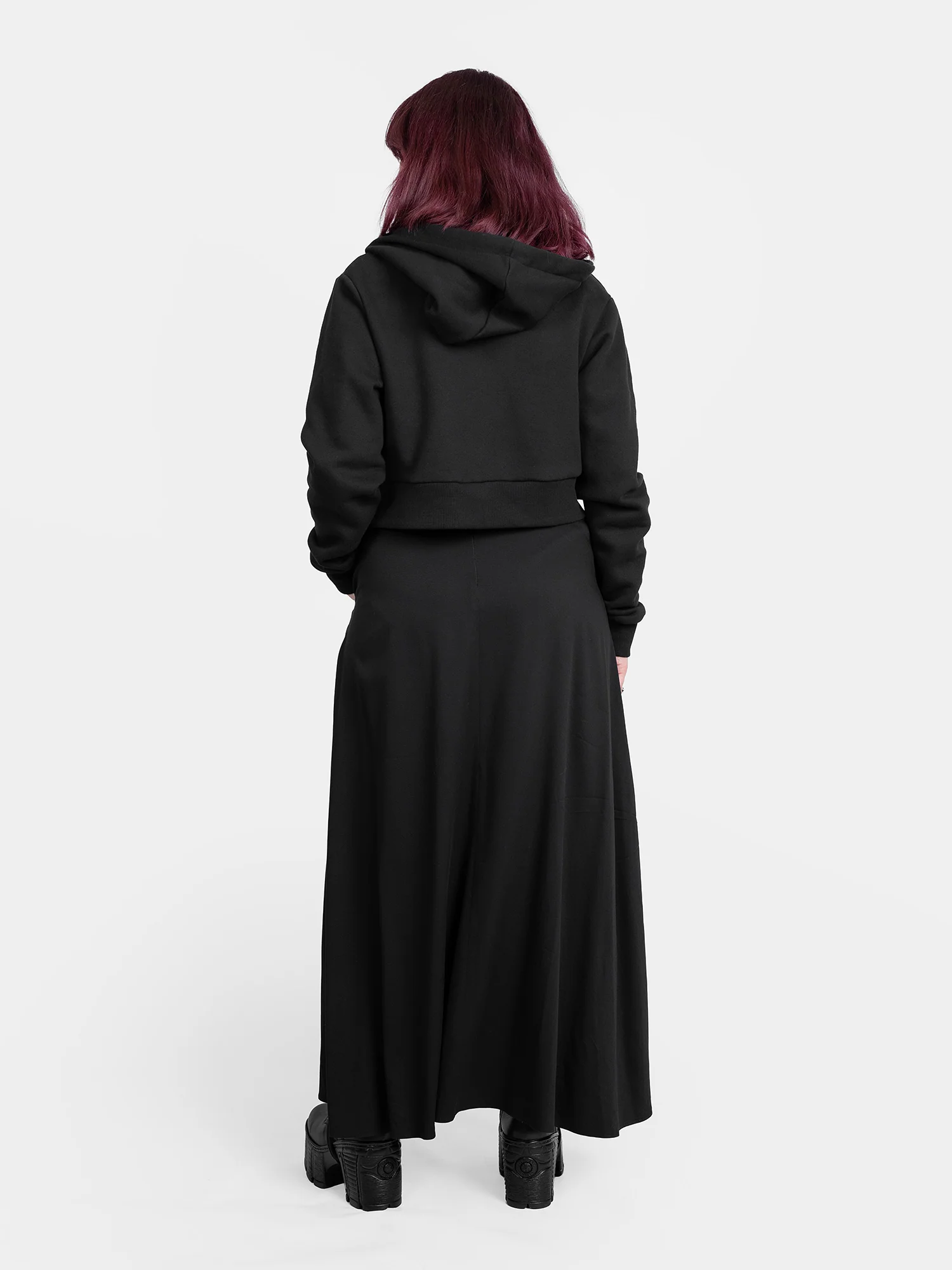 Krótka bluza z haftem Gloom - Image 4