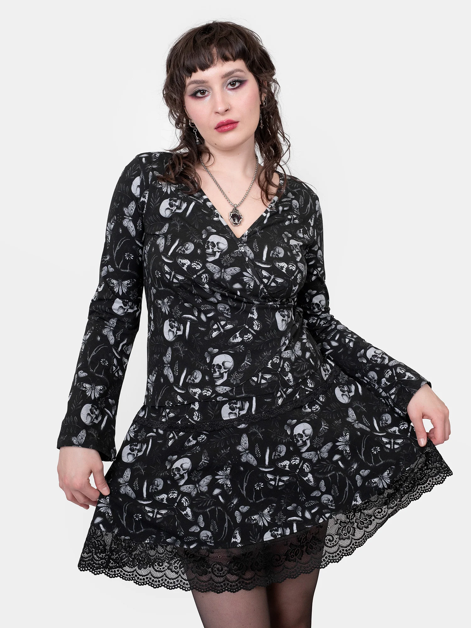 Spódnica mini z koronką Moonveil - Image 8