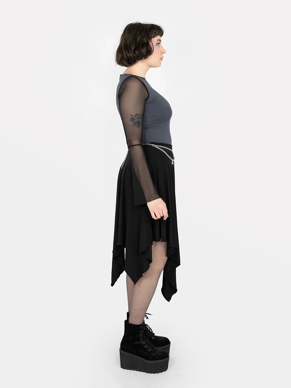 Szara bluzka z zawieszką Nova - Image 16