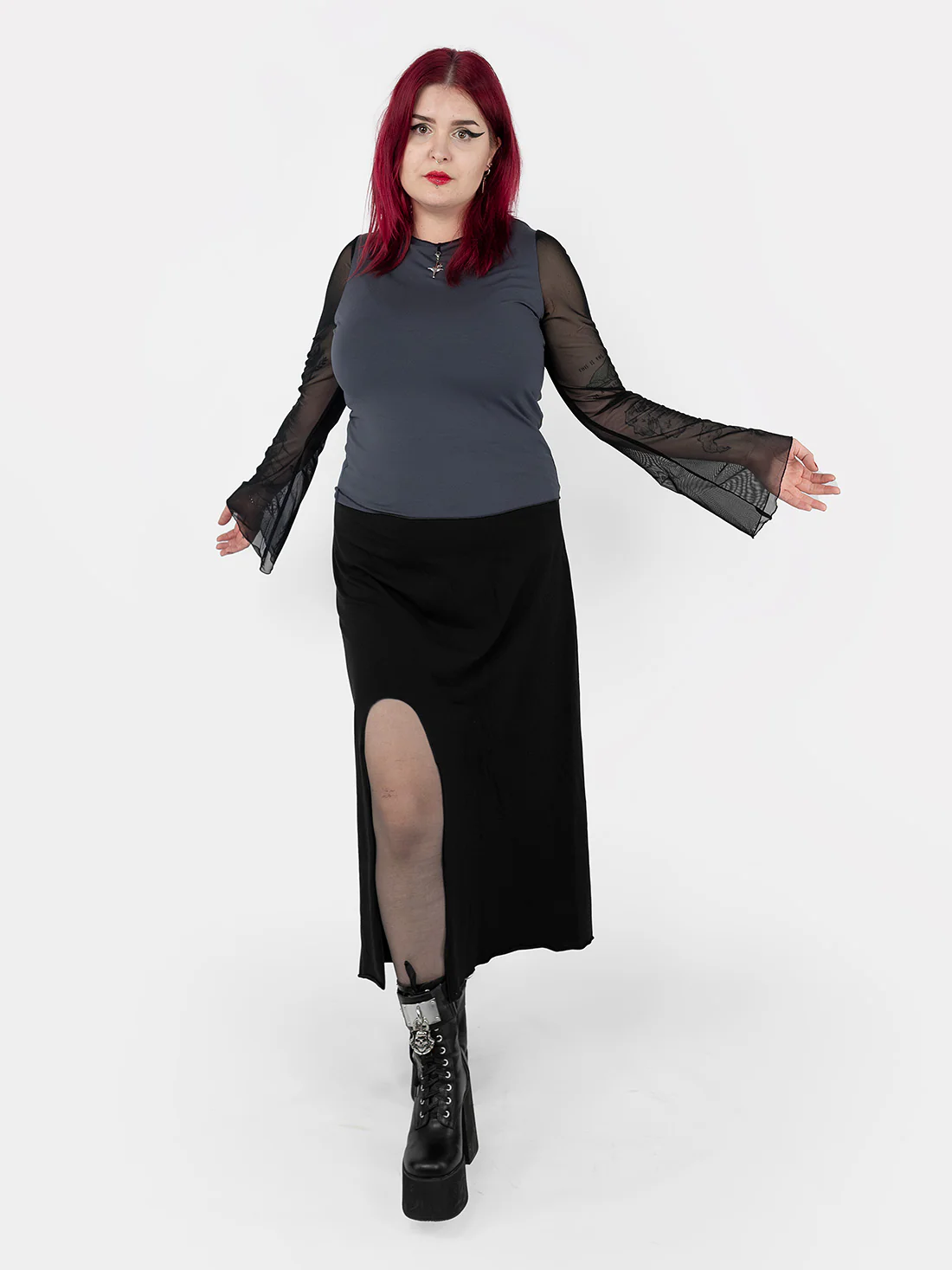 Szara bluzka z zawieszką Nova - Image 22