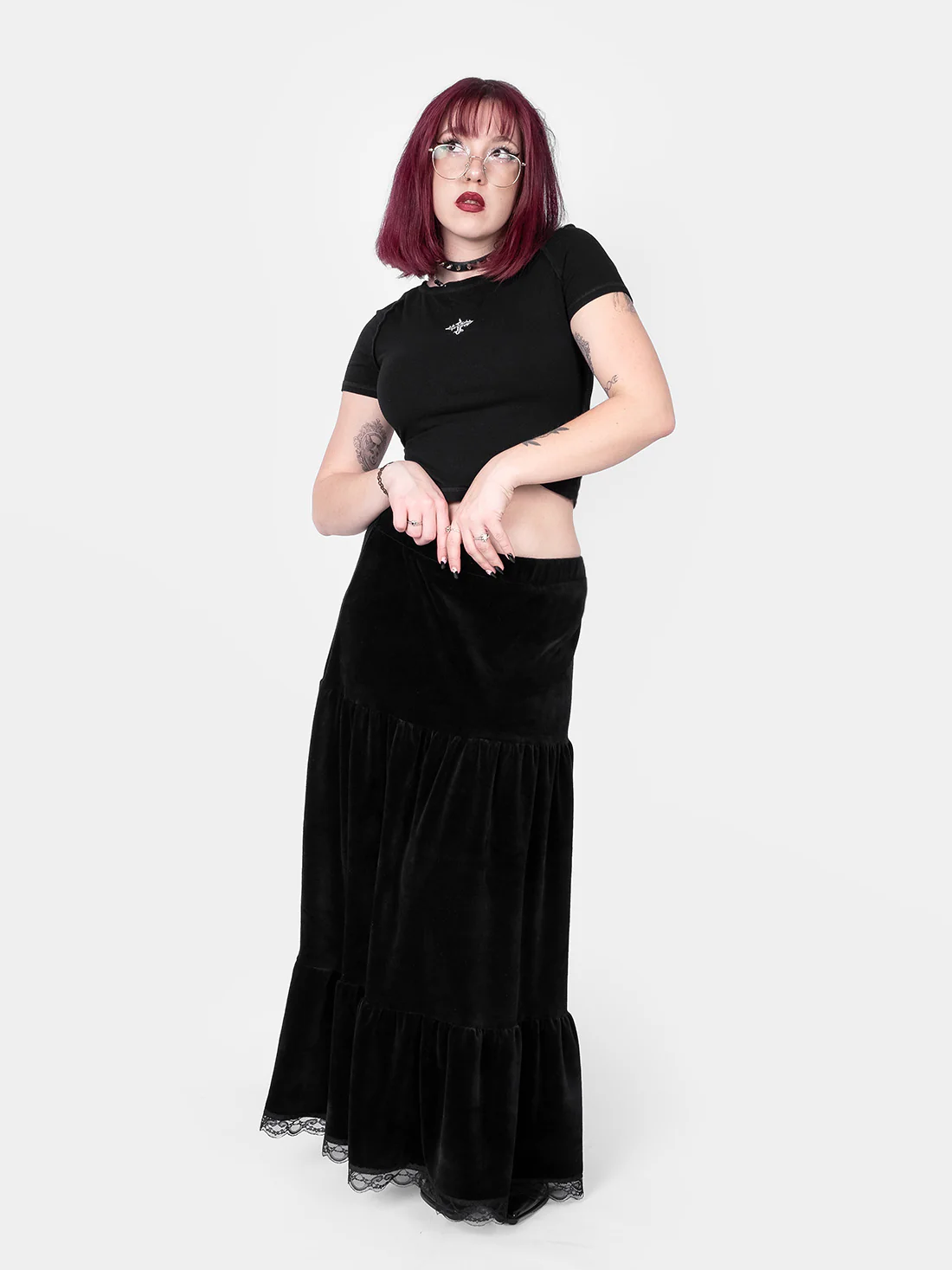 Welurowa spódnica maxi z falbanami Oblivion - Image 7