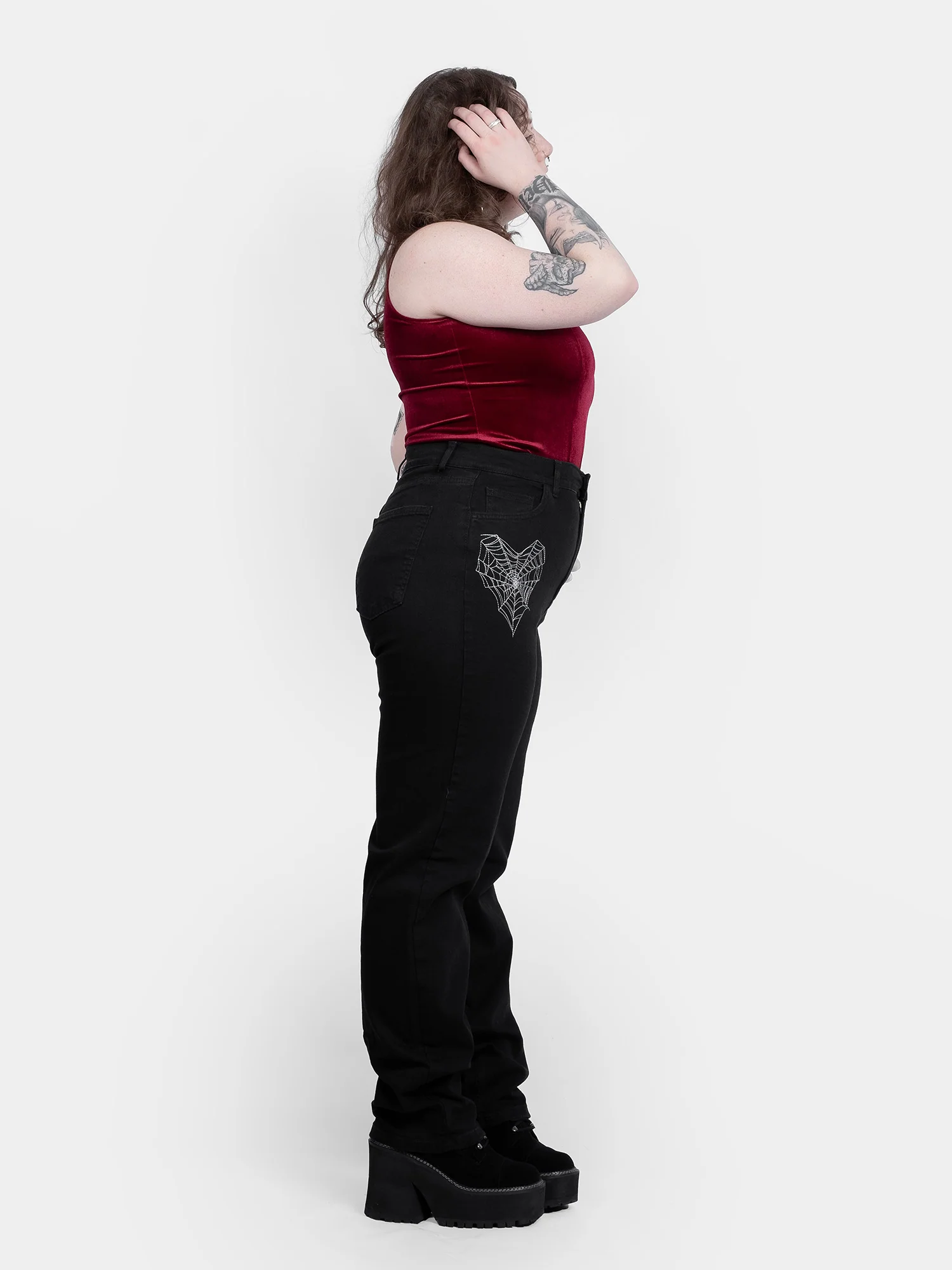 Jeansy straight leg z haftem Sinister - Image 7